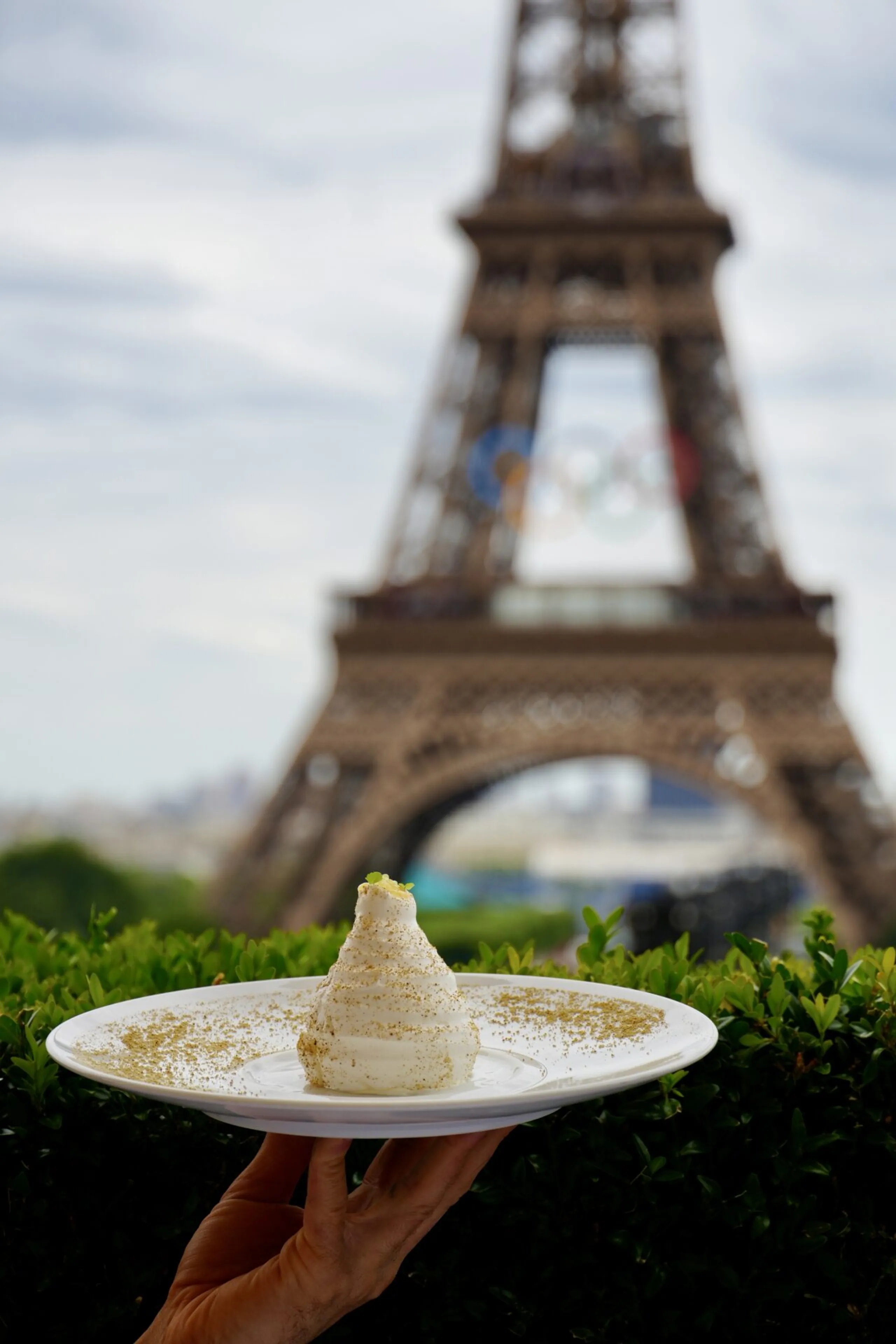 Rencontre avec notre chef pâtissier : l’art de sublimer les desserts