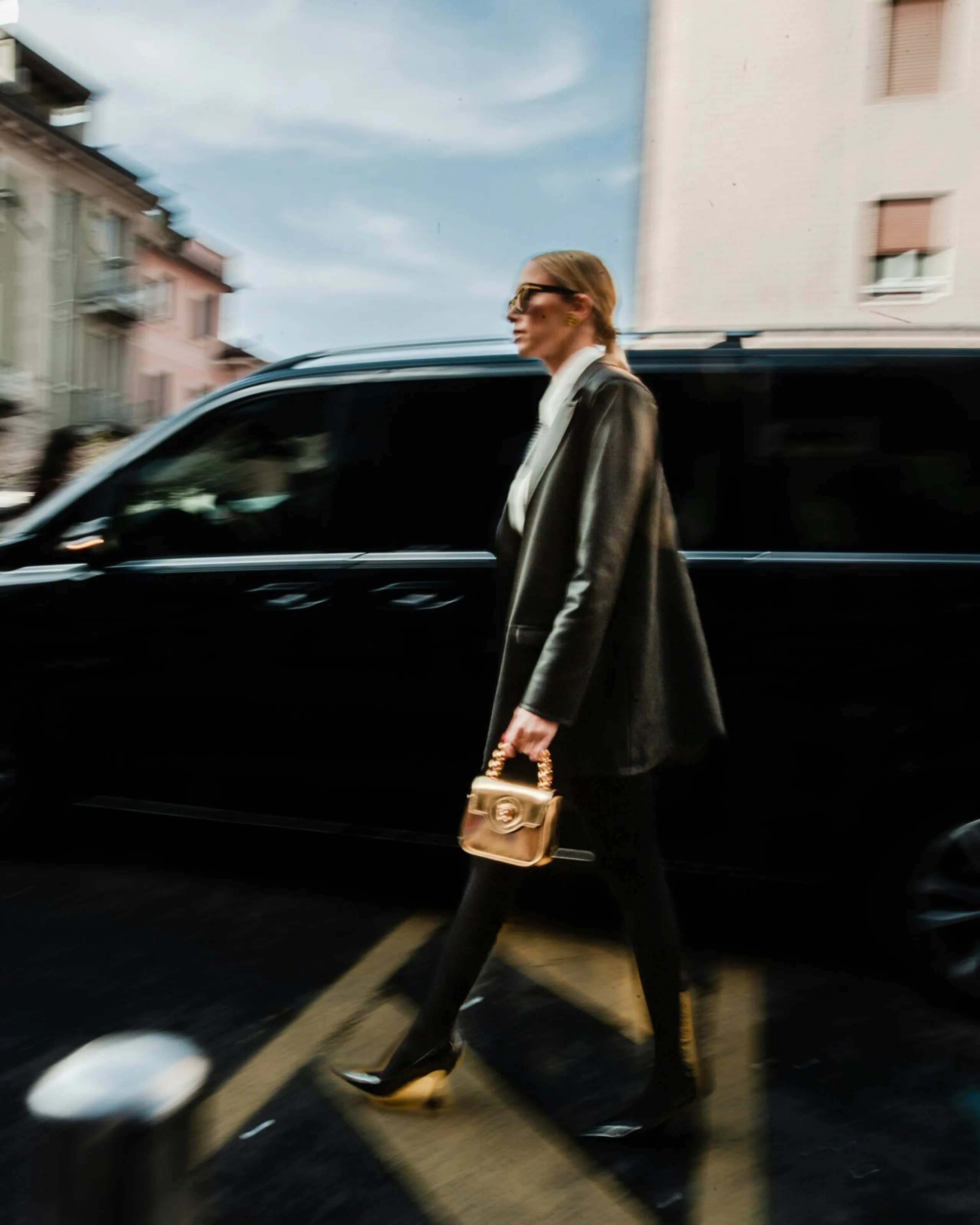 Paris Fashion Week Mars 2026 : la mode femme Automne-Hiver 2026-2027 à l’honneur
