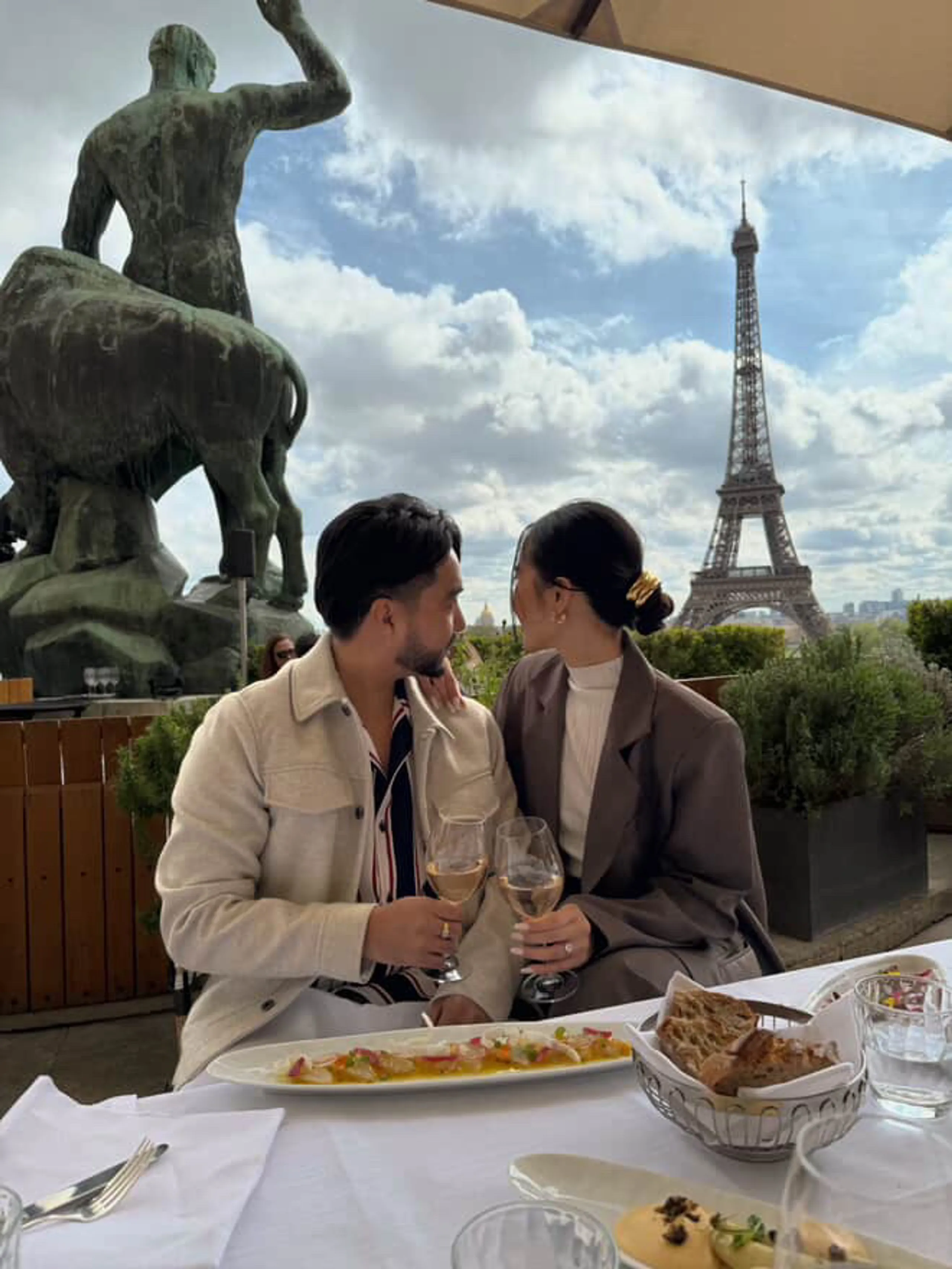 Où s’offrir un repas gastronomique le midi à Paris ?