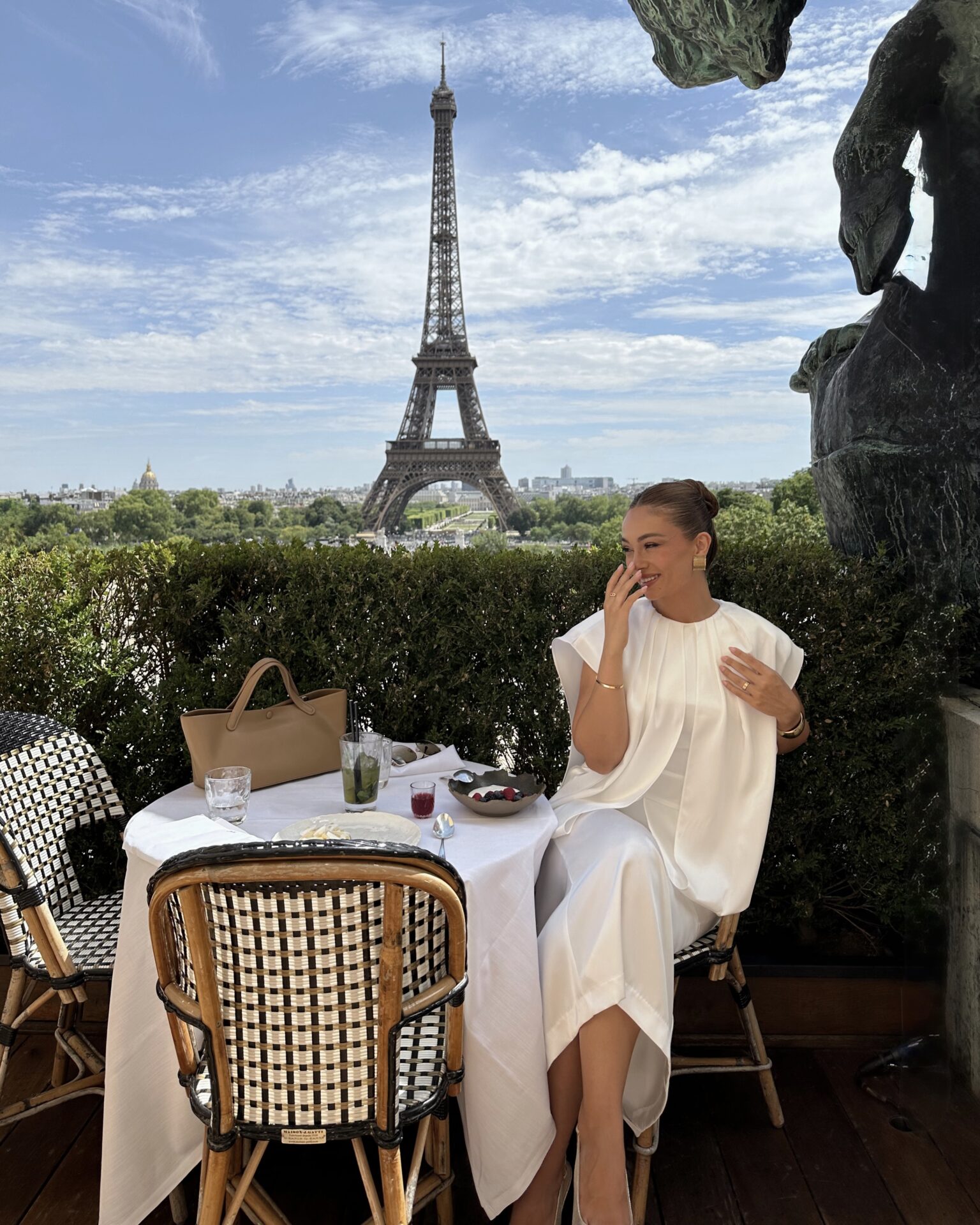 Un restaurant face à la tour Eiffel pour vivre un moment d’exception